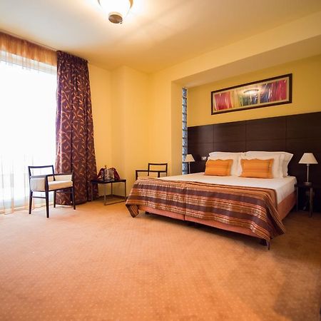 Imago Boutique Hotel Mamaia Buitenkant foto