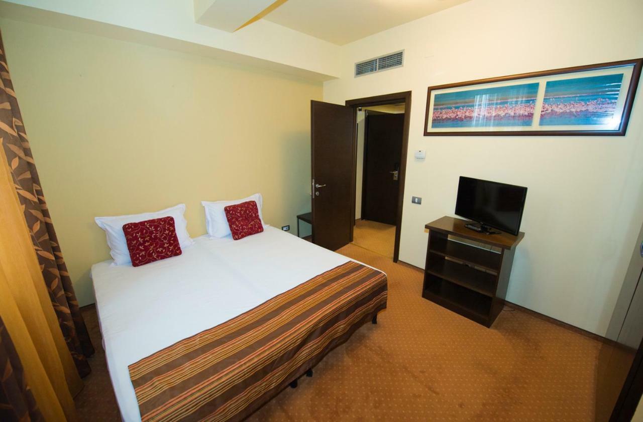Imago Boutique Hotel Mamaia Buitenkant foto