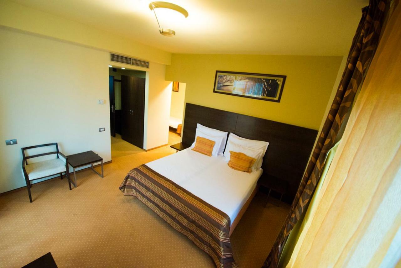 Imago Boutique Hotel Mamaia Buitenkant foto